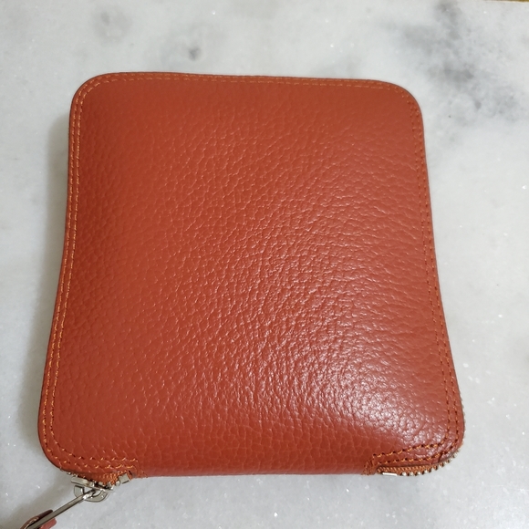 Orange Leather Silk in Travel Tote Shopping Zip Around Handbag - Picture 3 of 16